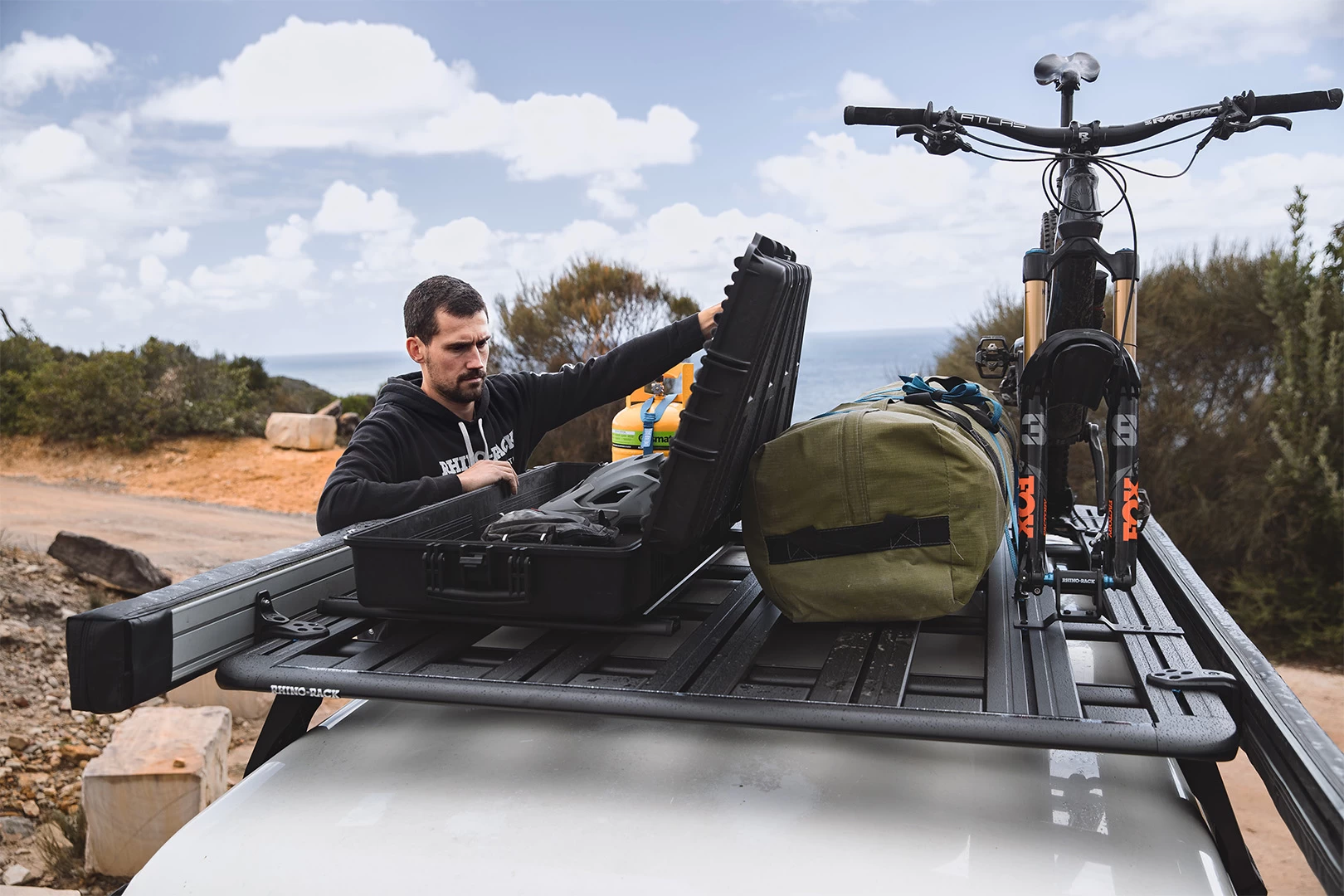 /assets/pioneer6/CYCLING/bike-pioneer-6-section-image-4.jpg_webp.webp